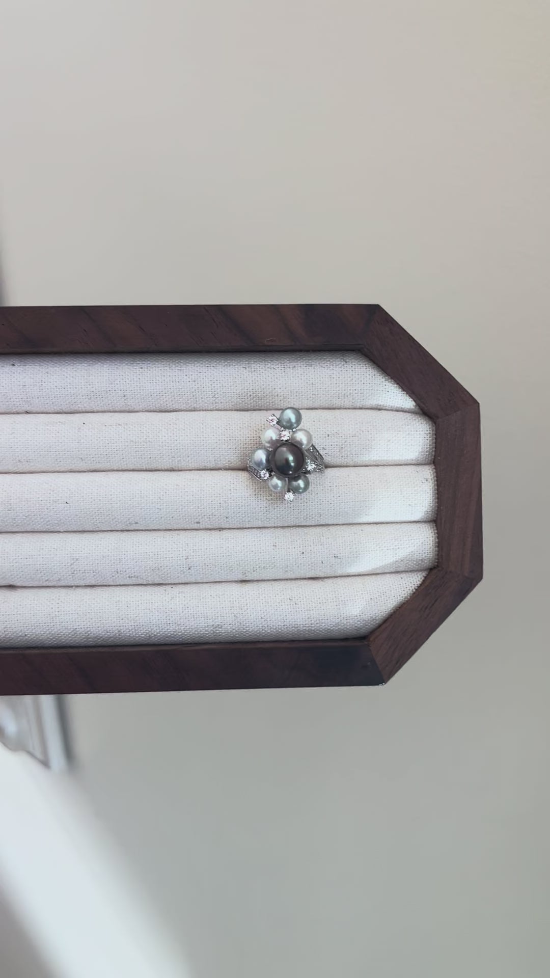 Grape shape ring