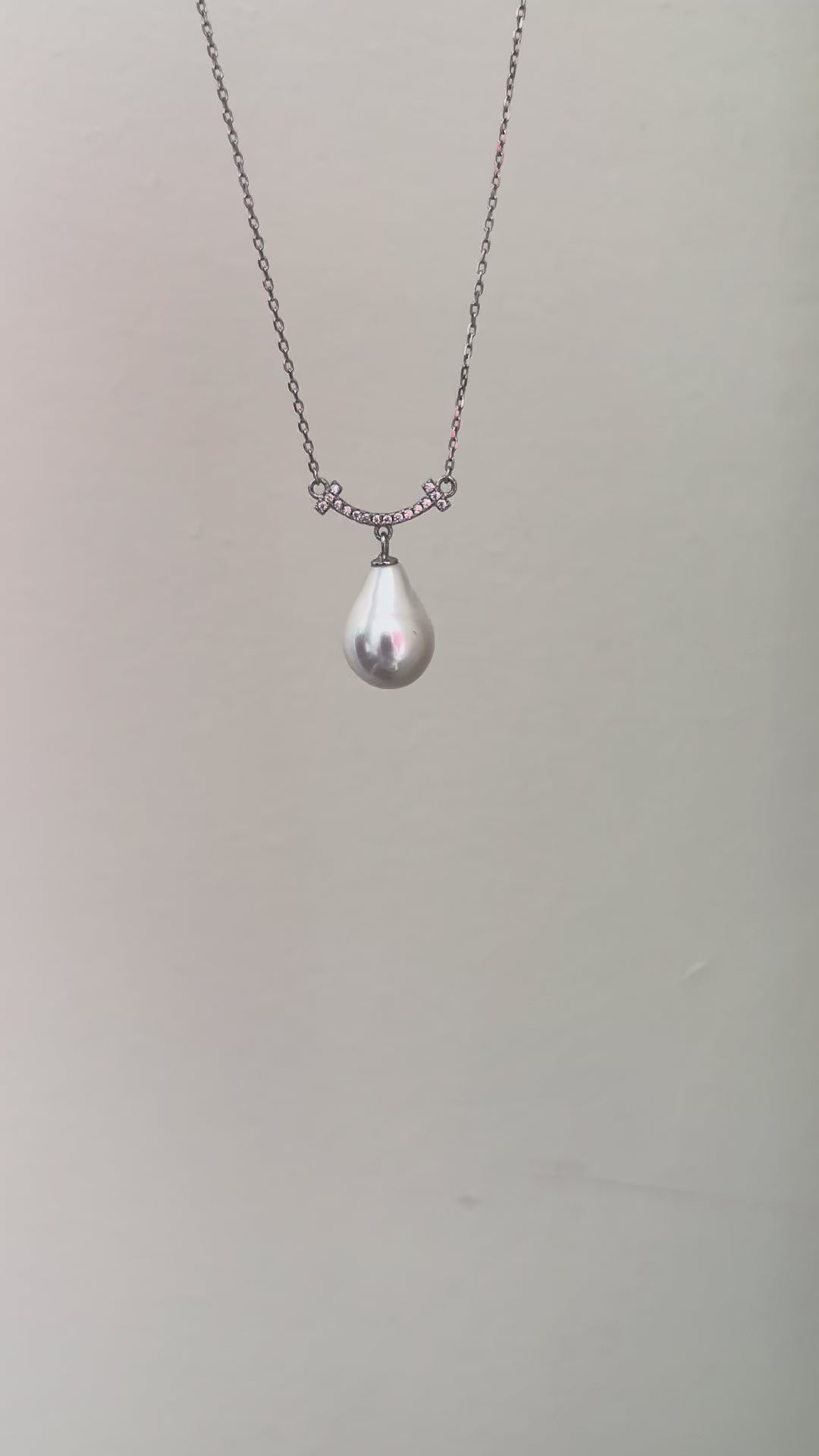 Freshwater white pearl shape